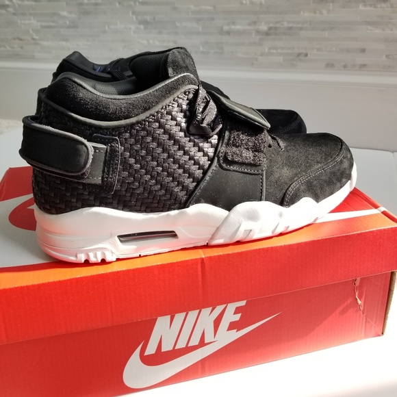 New NIKE Air TR. V. Cruz Sneakers - Picture 5 of 7